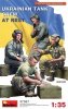 MiniArt 37067 UKRAINIAN TANK CREW AT REST 1/35